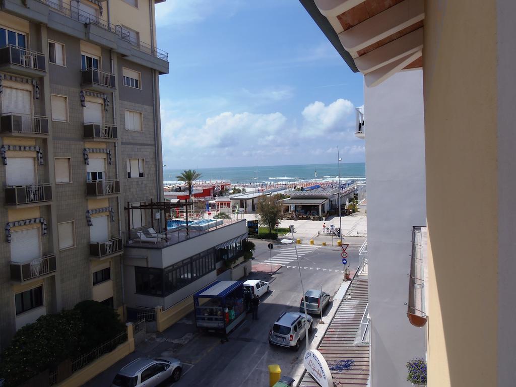 Hotel Lido Inn Lido di Camaiore Luaran gambar