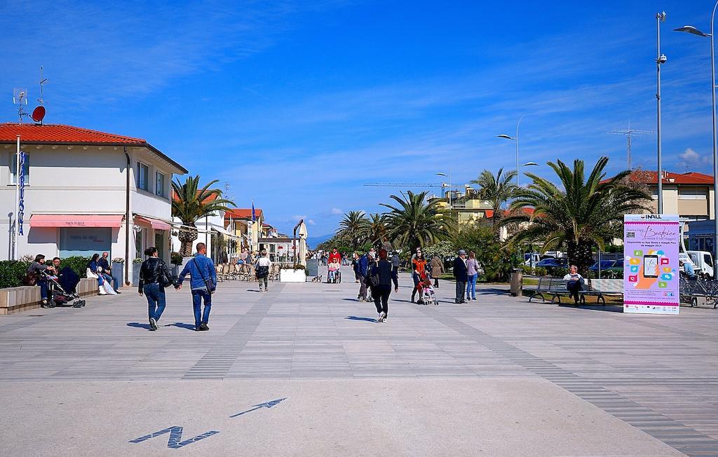Hotel Lido Inn Lido di Camaiore Luaran gambar